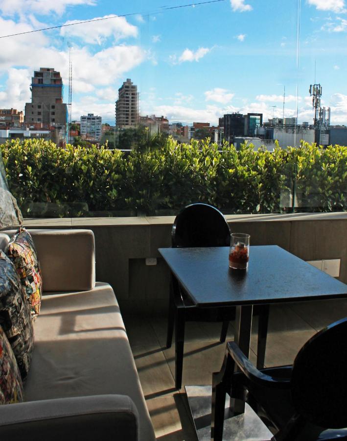 Hotel 100 Luxury Suites By Preferred Bogotá Eksteriør billede A balcony in Mexico City
