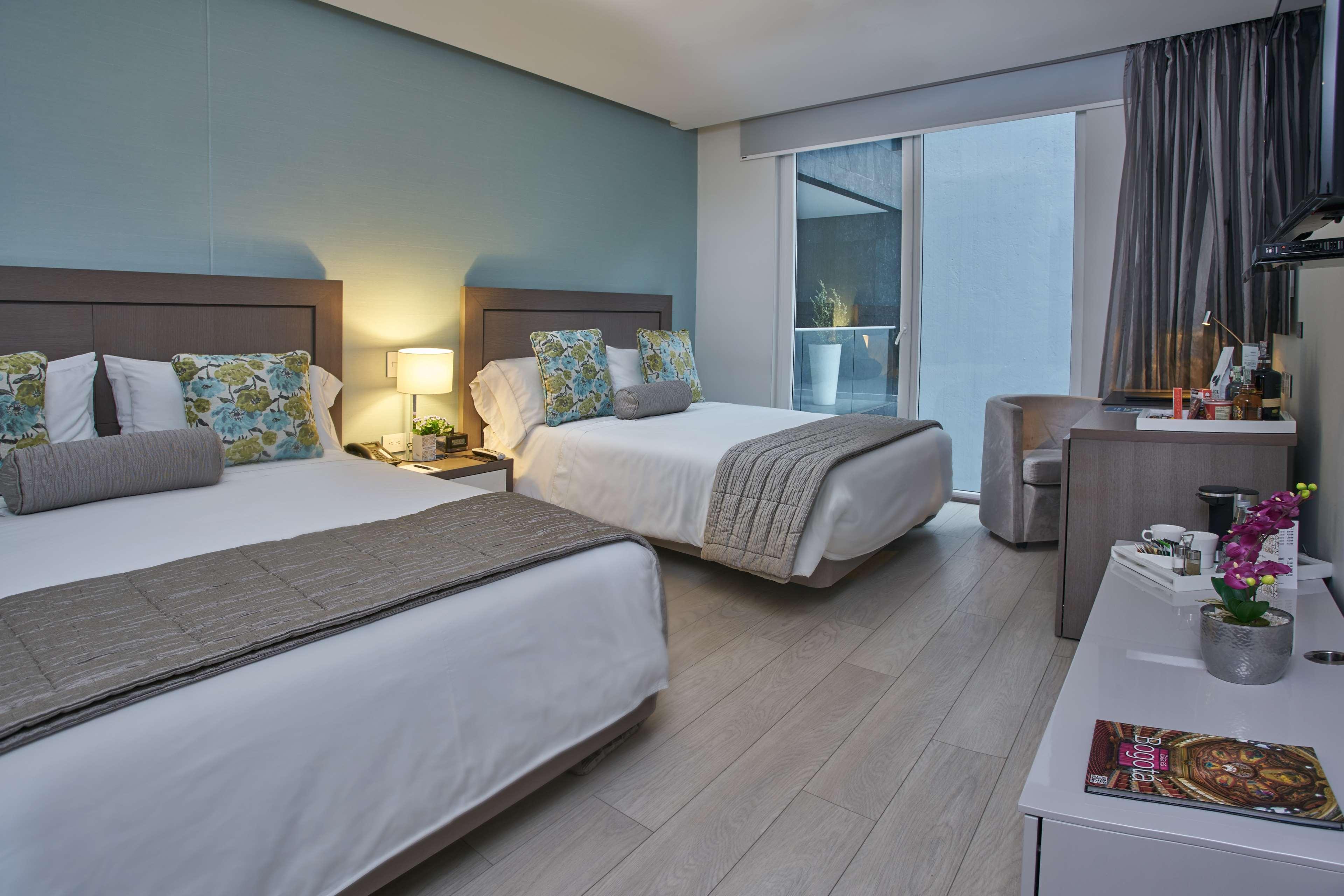 Hotel 100 Luxury Suites By Preferred Bogotá Eksteriør billede Deluxe Room