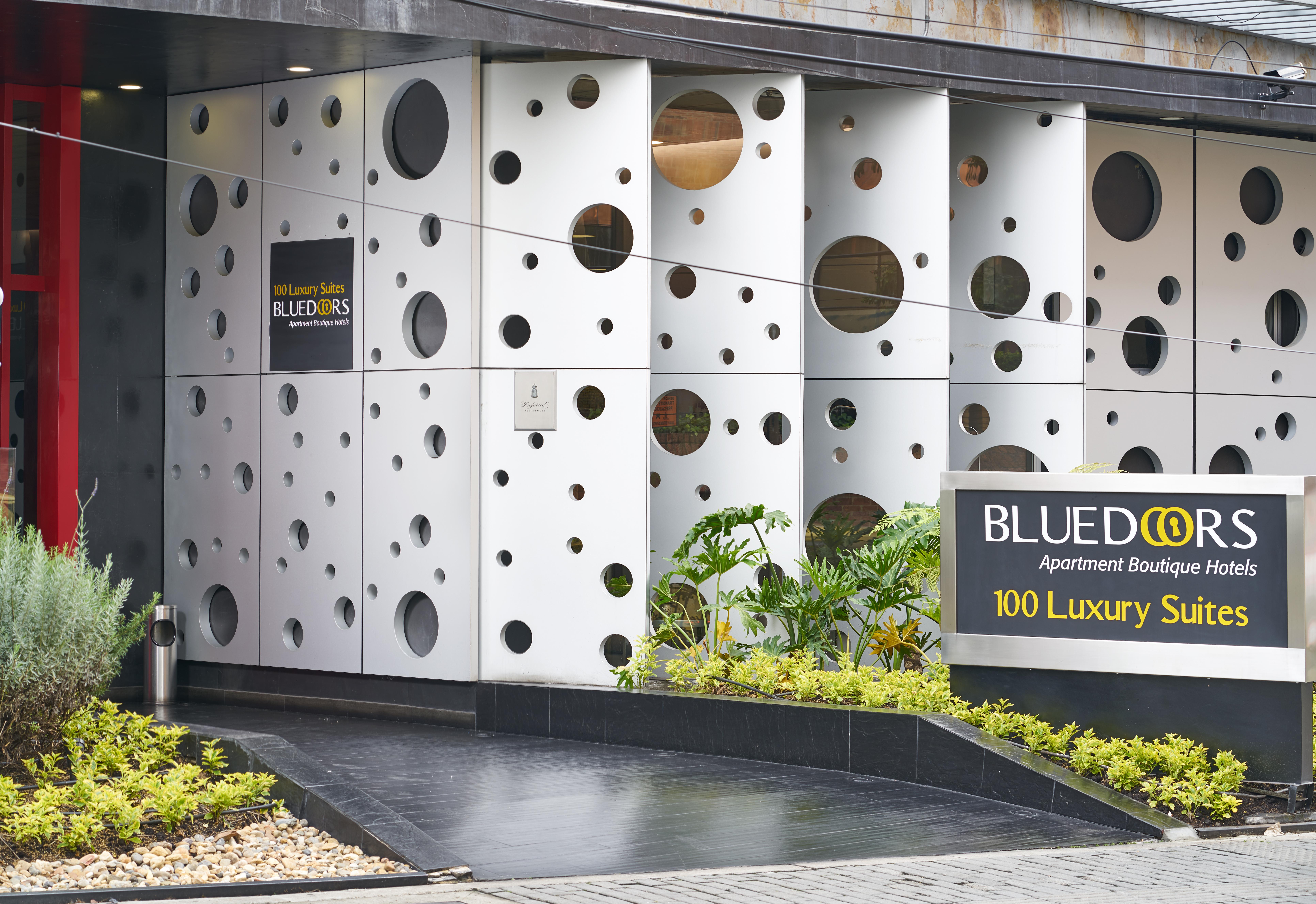 Hotel 100 Luxury Suites By Preferred Bogotá Eksteriør billede Bluedors