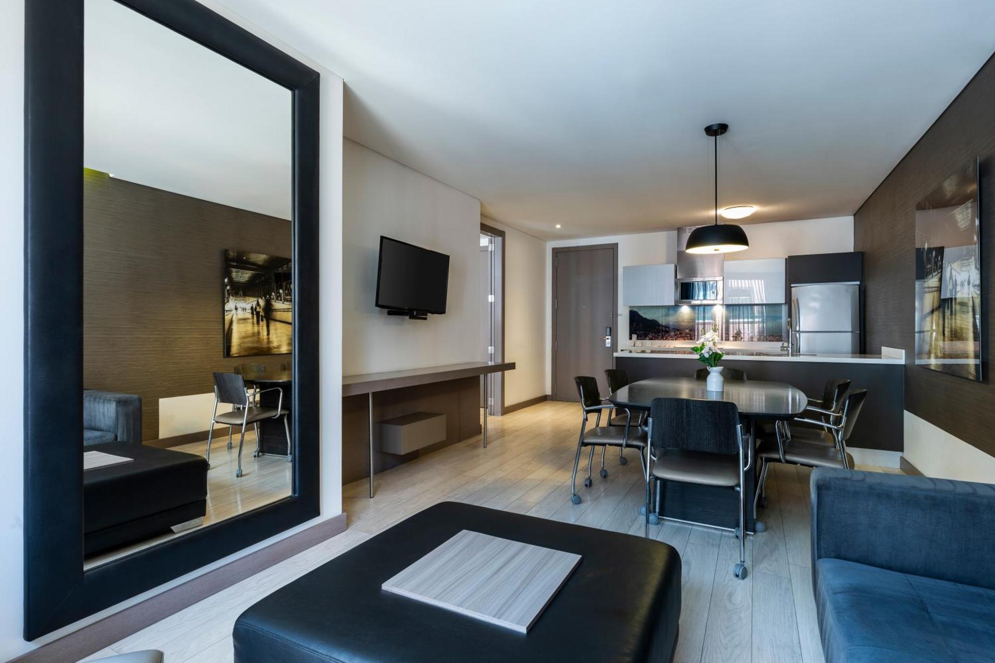 Hotel 100 Luxury Suites By Preferred Bogotá Eksteriør billede