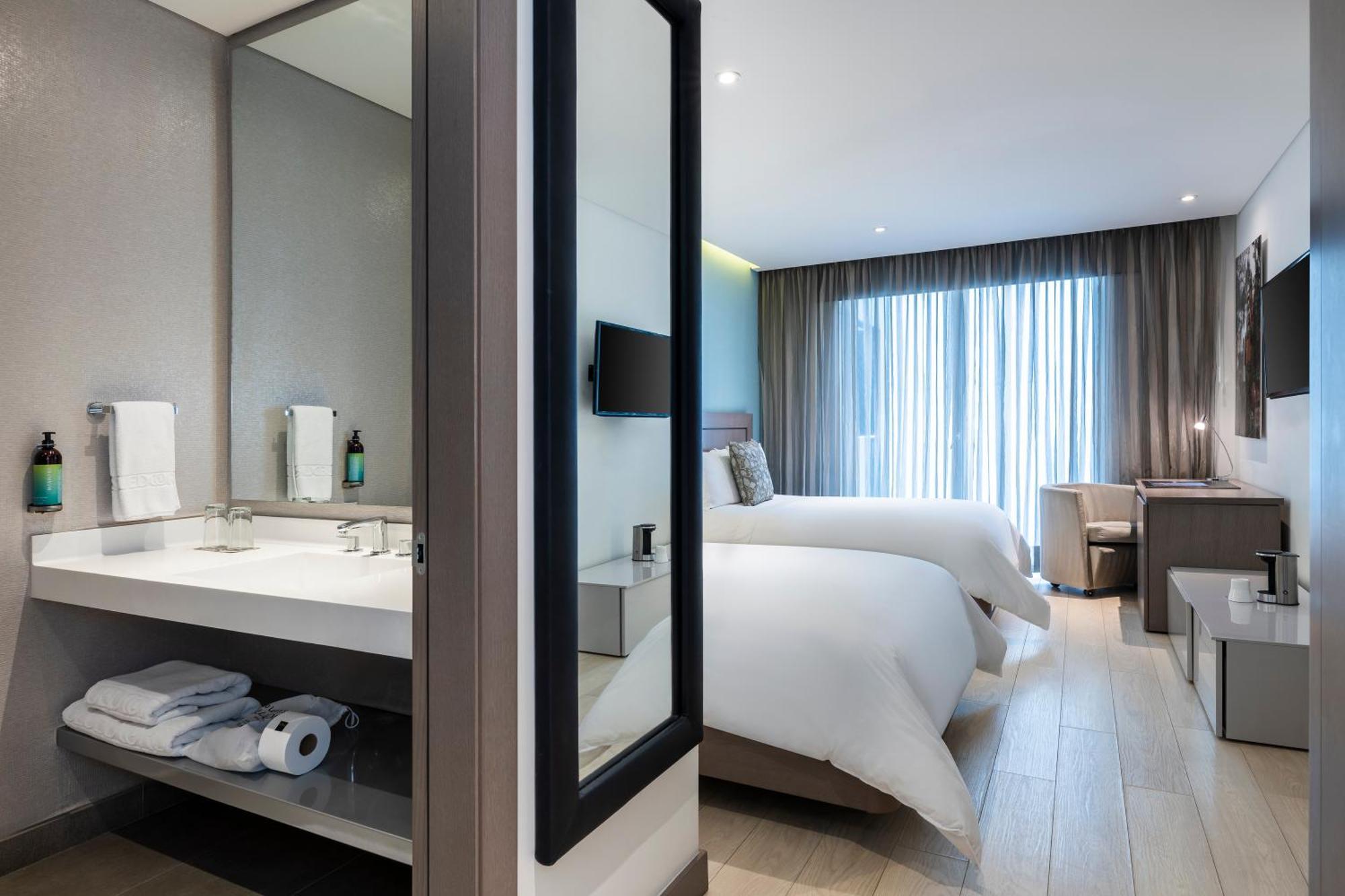 Hotel 100 Luxury Suites By Preferred Bogotá Eksteriør billede Deluxe Room